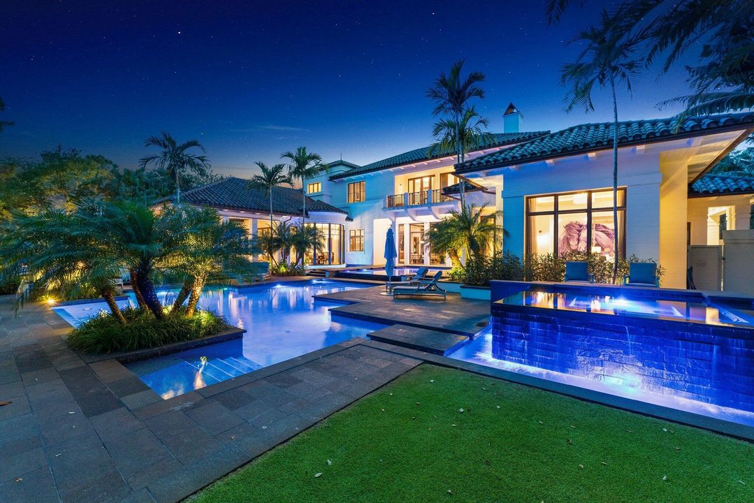 На продажу: $24,500,000 (5 спален, 6 ванн, 8676 Квадратных фут)