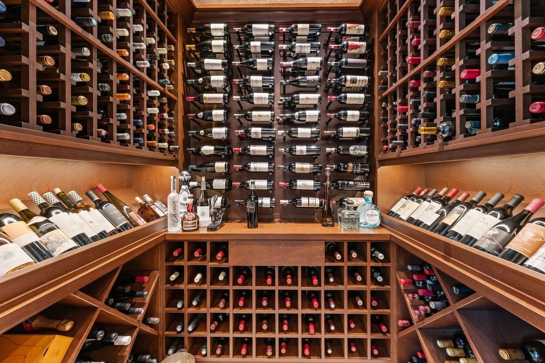 На продажу: $24,500,000 (5 спален, 6 ванн, 8676 Квадратных фут)