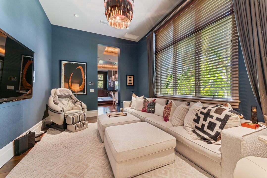 На продажу: $24,500,000 (5 спален, 6 ванн, 8676 Квадратных фут)