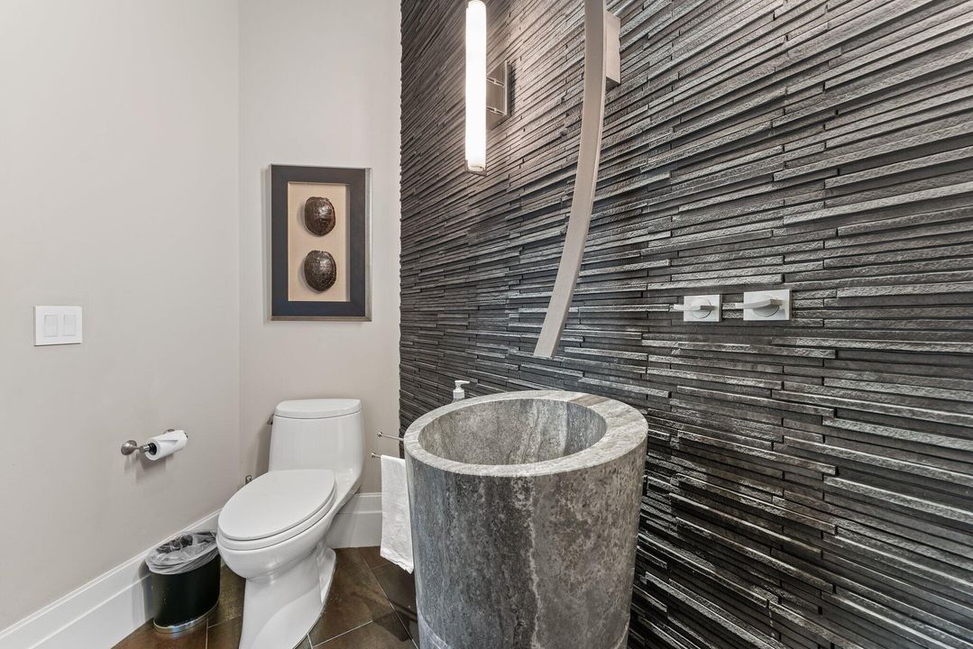 На продажу: $24,500,000 (5 спален, 6 ванн, 8676 Квадратных фут)