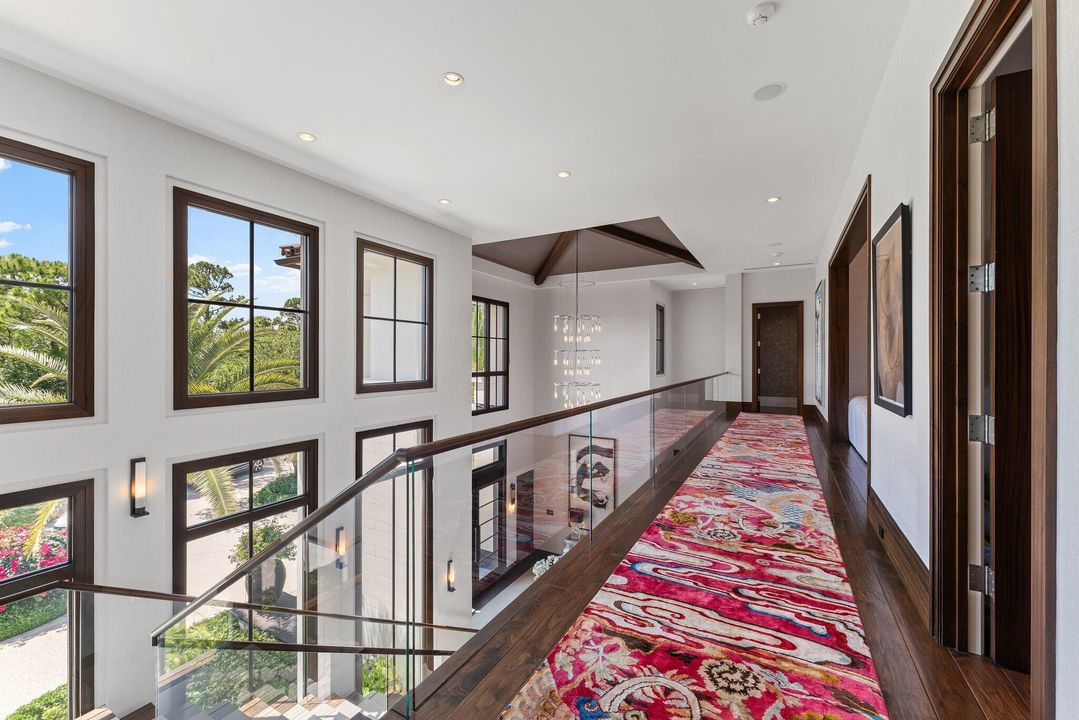 На продажу: $24,500,000 (5 спален, 6 ванн, 8676 Квадратных фут)