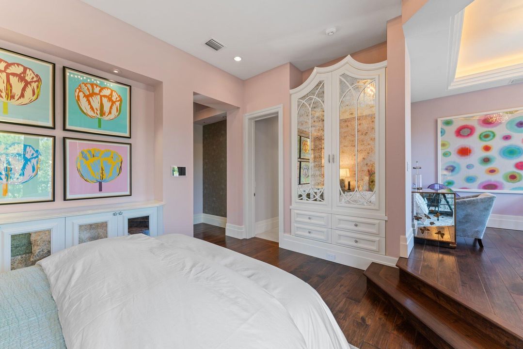 На продажу: $24,500,000 (5 спален, 6 ванн, 8676 Квадратных фут)