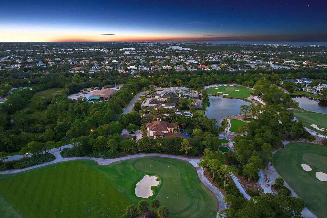 На продажу: $24,500,000 (5 спален, 6 ванн, 8676 Квадратных фут)