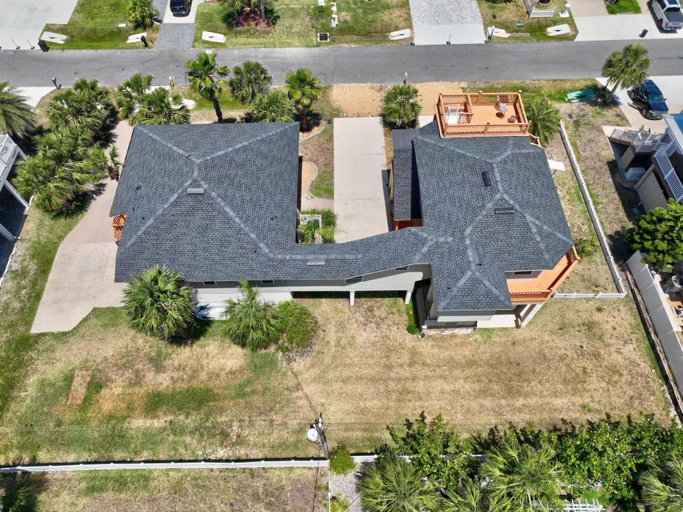 Active With Contract: $899,900 (4 beds, 4 baths, 2536 Square Feet)