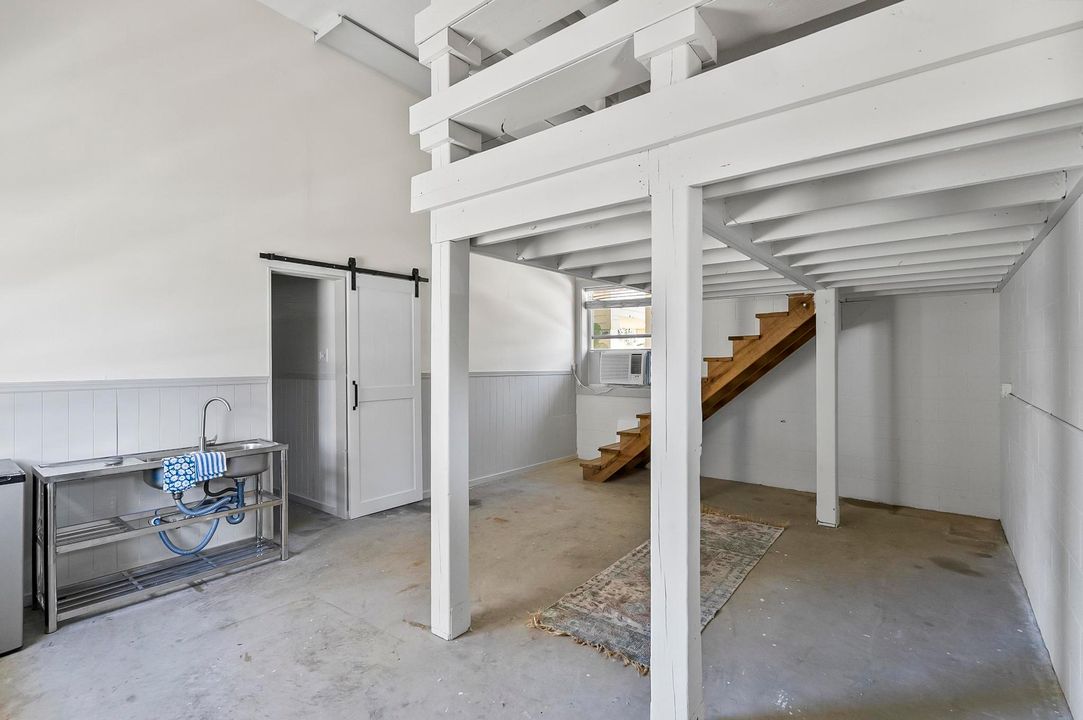 Active With Contract: $899,900 (4 beds, 4 baths, 2536 Square Feet)