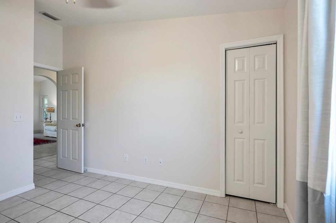 Active With Contract: $899,900 (4 beds, 4 baths, 2536 Square Feet)