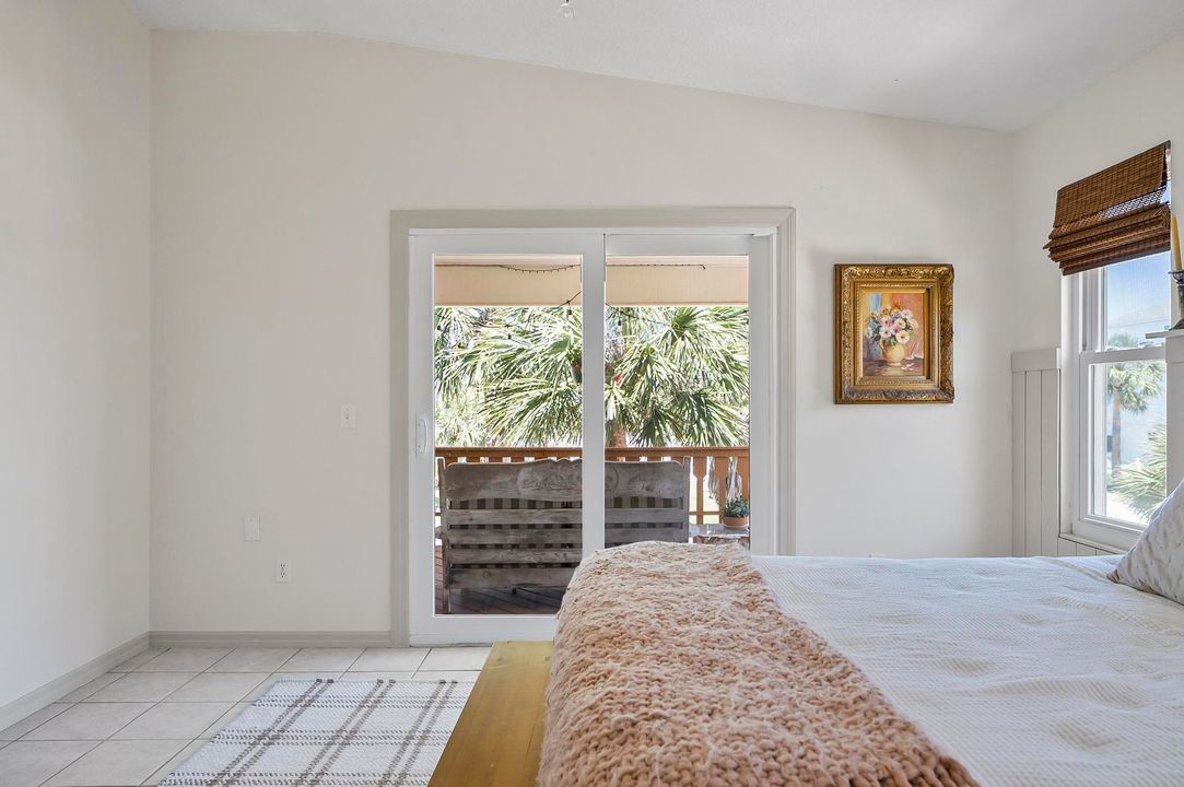 Active With Contract: $899,900 (4 beds, 4 baths, 2536 Square Feet)