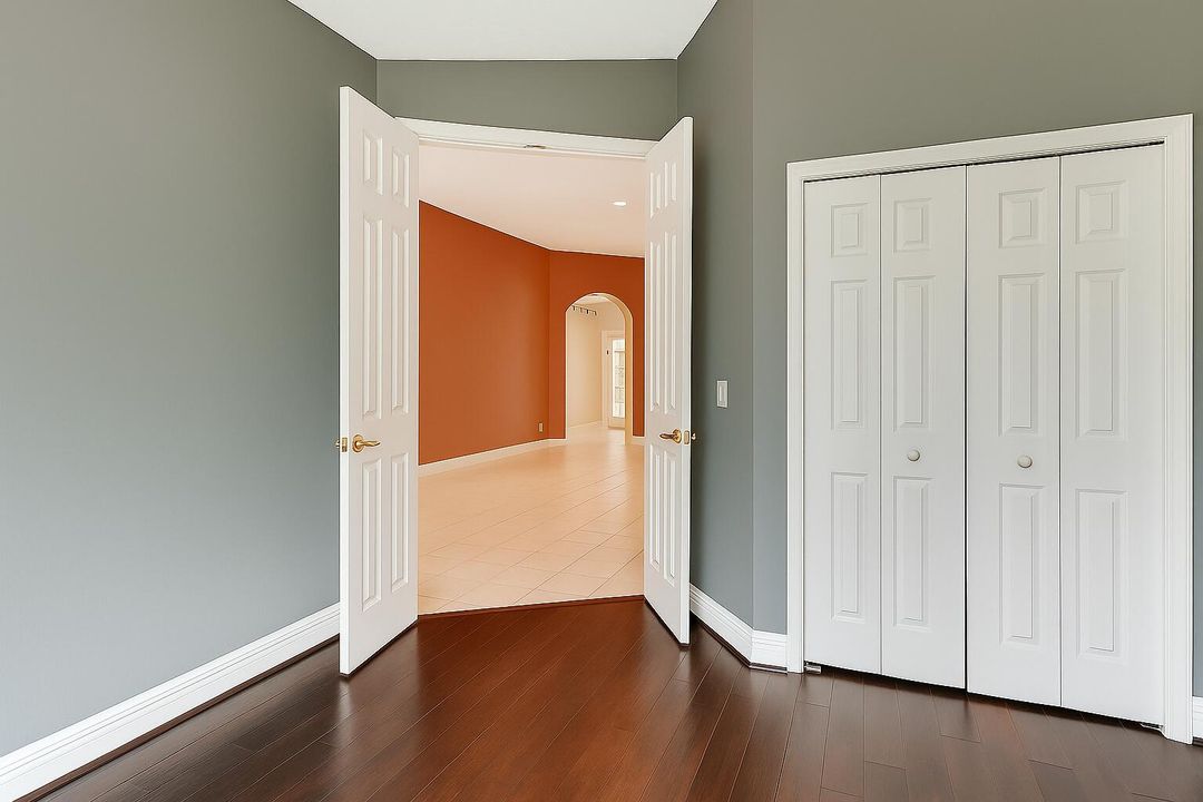 Под контрактом: $895,000 (4 спален, 3 ванн, 2731 Квадратных фут)