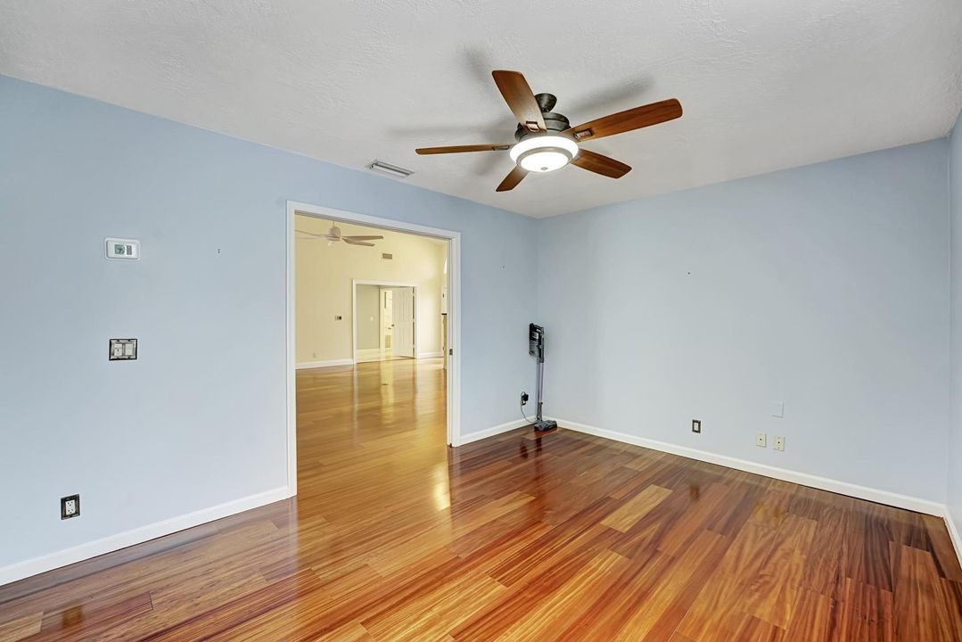 Active With Contract: $750,000 (3 beds, 2 baths, 2224 Square Feet)