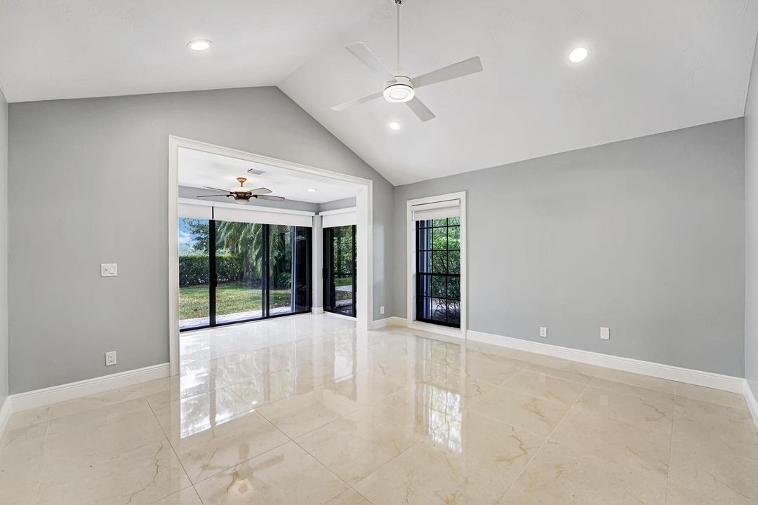 Active With Contract: $750,000 (3 beds, 2 baths, 2224 Square Feet)