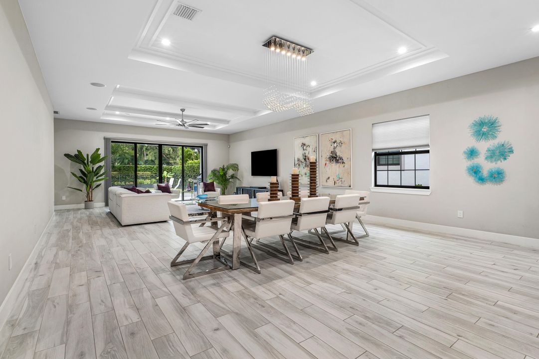 Activo con contrato: $1,275,000 (3 camas, 3 baños, 2555 Pies cuadrados)