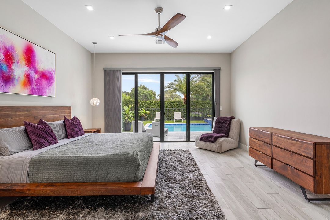 Activo con contrato: $1,275,000 (3 camas, 3 baños, 2555 Pies cuadrados)