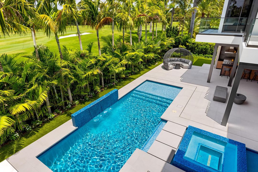 For Sale: $14,995,000 (6 beds, 7 baths, 8058 Square Feet)