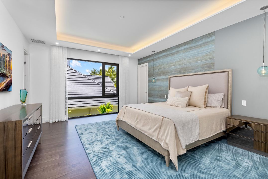 For Sale: $14,995,000 (6 beds, 7 baths, 8058 Square Feet)