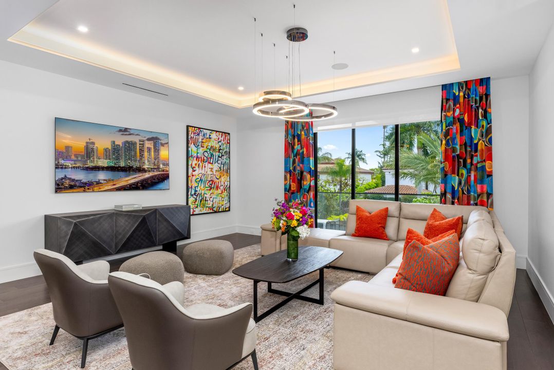 For Sale: $14,995,000 (6 beds, 7 baths, 8058 Square Feet)