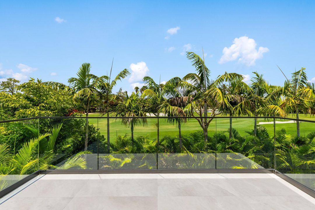 For Sale: $14,995,000 (6 beds, 7 baths, 8058 Square Feet)