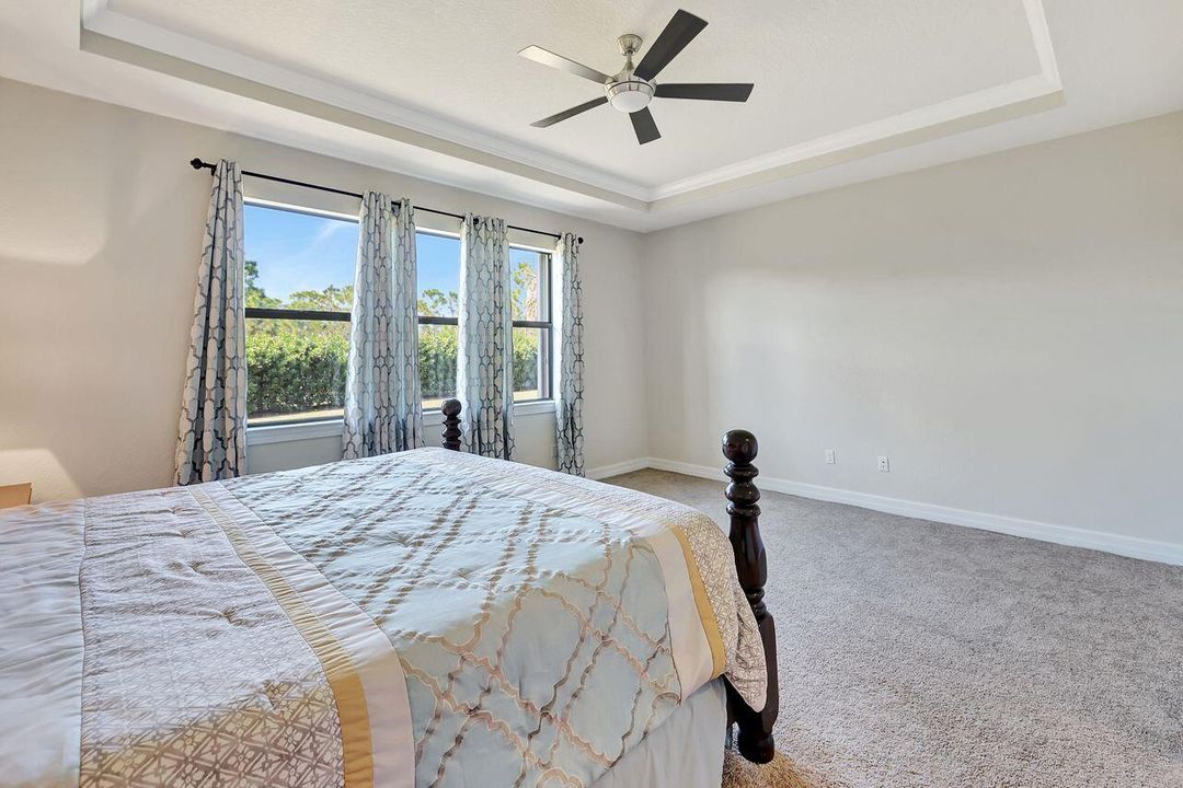 En Venta: $879,900 (3 camas, 2 baños, 2895 Pies cuadrados)