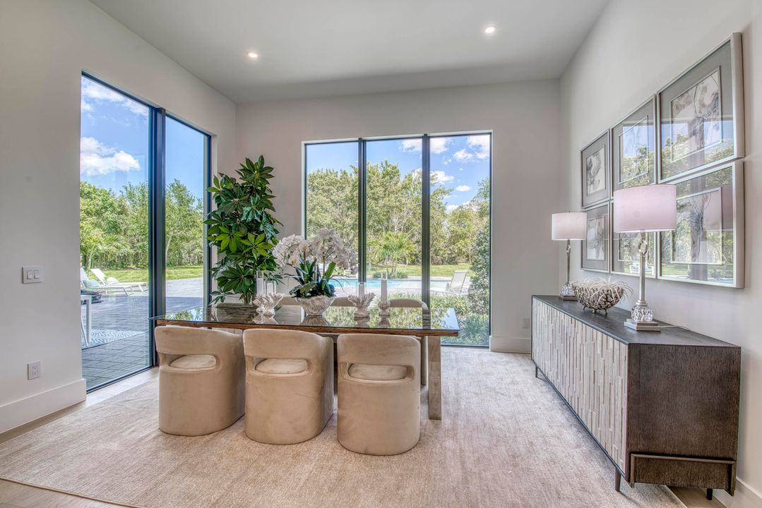 For Sale: $3,495,000 (5 beds, 6 baths, 5400 Square Feet)