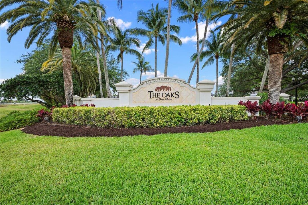 合同活跃: $1,799,900 (6 贝兹, 5 浴室, 6497 平方英尺)