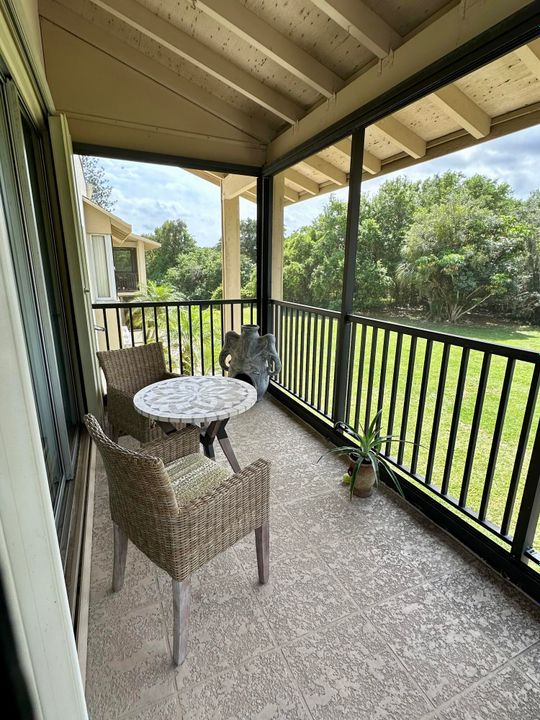 Active With Contract: $259,500 (2 beds, 2 baths, 1537 Square Feet)