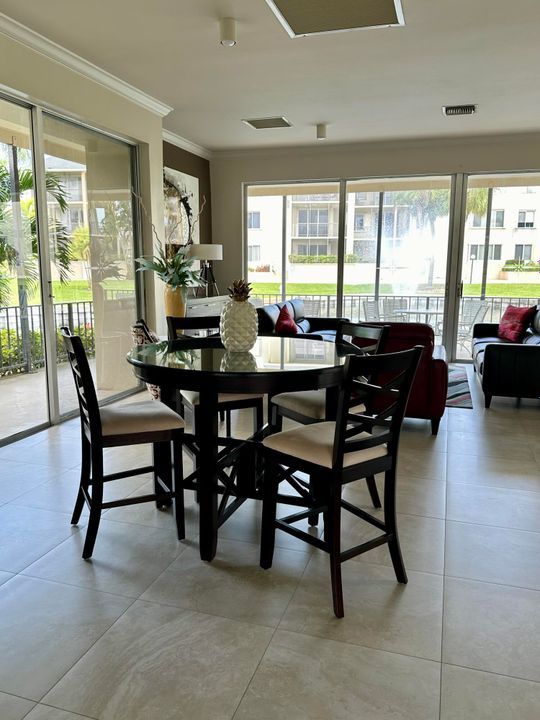 Active With Contract: $259,500 (2 beds, 2 baths, 1537 Square Feet)