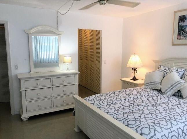 На продажу: $459,999 (2 спален, 2 ванн, 1064 Квадратных фут)