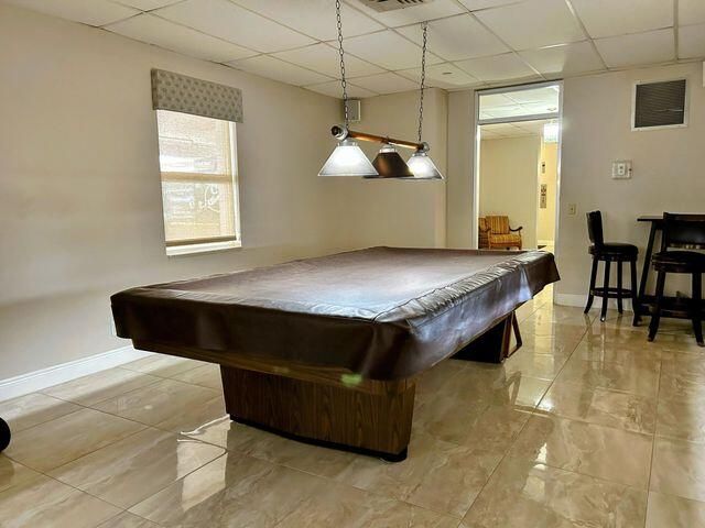 На продажу: $459,999 (2 спален, 2 ванн, 1064 Квадратных фут)