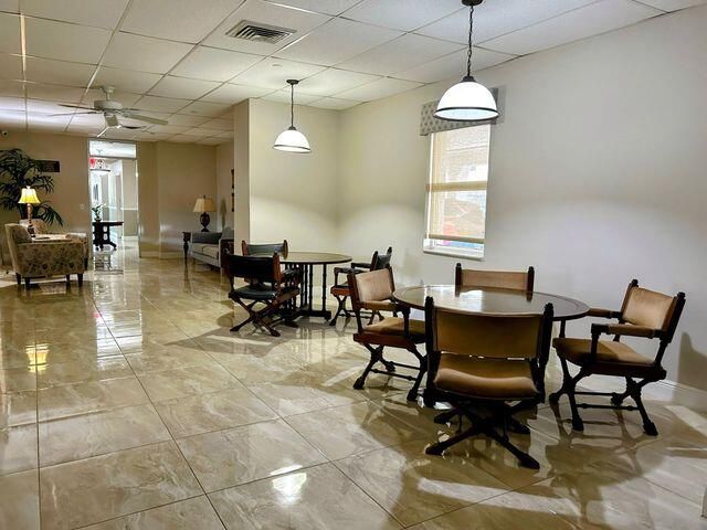 На продажу: $459,999 (2 спален, 2 ванн, 1064 Квадратных фут)