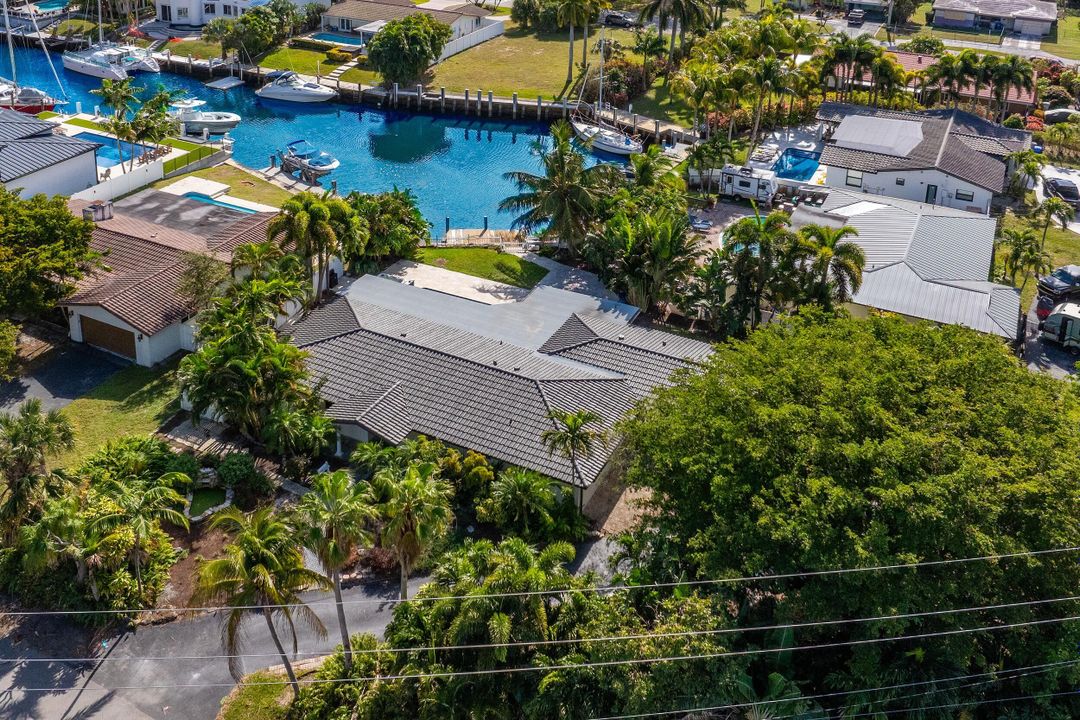 Active With Contract: $1,895,000 (4 beds, 3 baths, 2282 Square Feet)