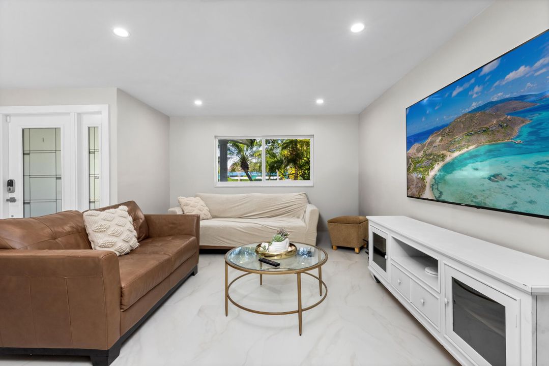 Active With Contract: $1,895,000 (4 beds, 3 baths, 2282 Square Feet)