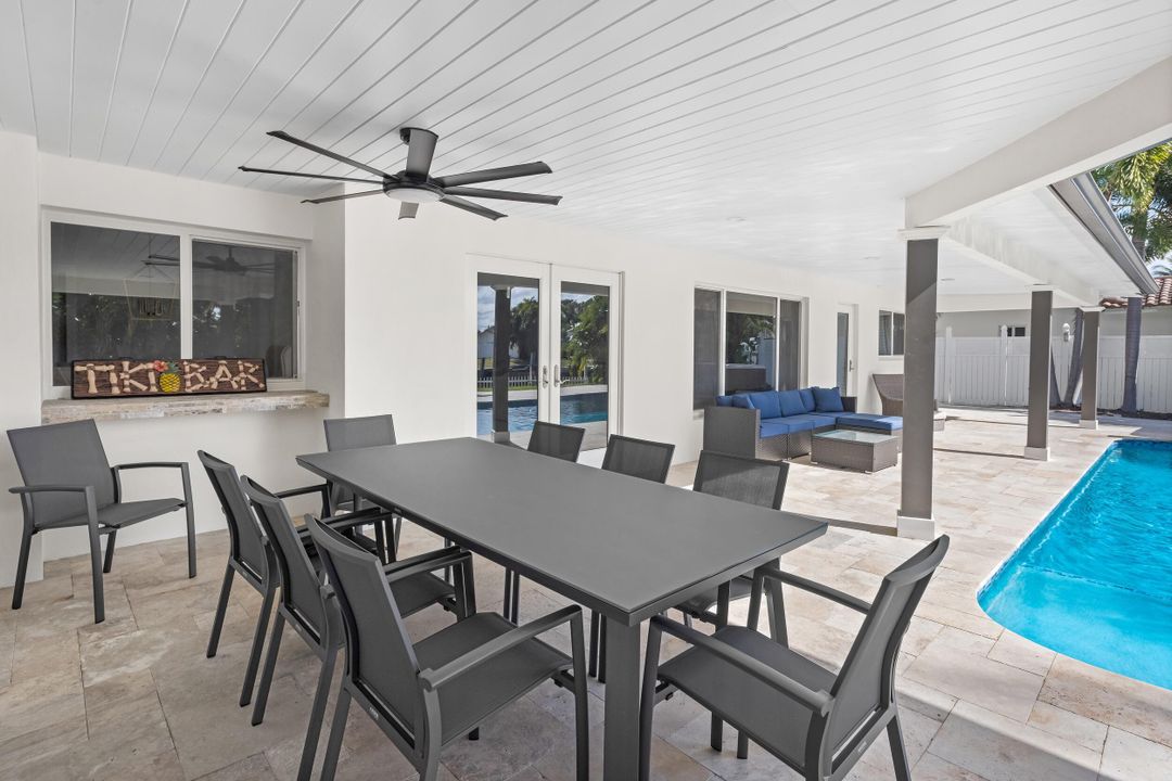 Active With Contract: $1,895,000 (4 beds, 3 baths, 2282 Square Feet)