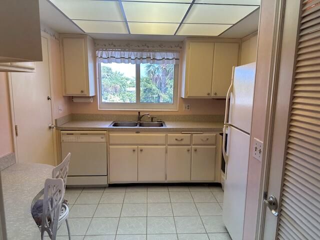 En Venta: $212,000 (2 camas, 2 baños, 869 Pies cuadrados)