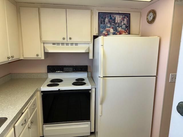 En Venta: $212,000 (2 camas, 2 baños, 869 Pies cuadrados)