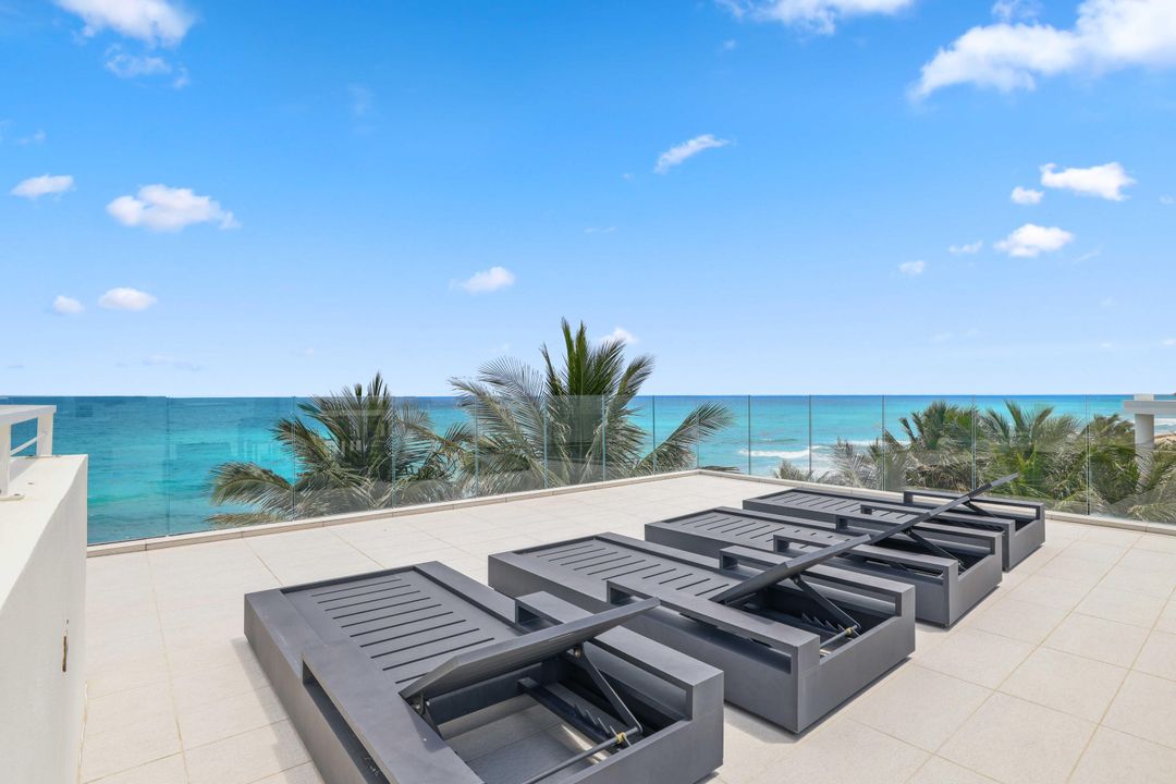 For Sale: $43,850,000 (7 beds, 7 baths, 11000 Square Feet)