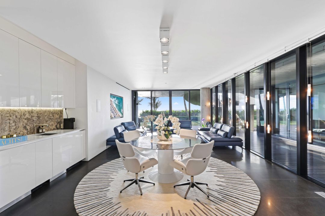 For Sale: $43,850,000 (7 beds, 7 baths, 11000 Square Feet)