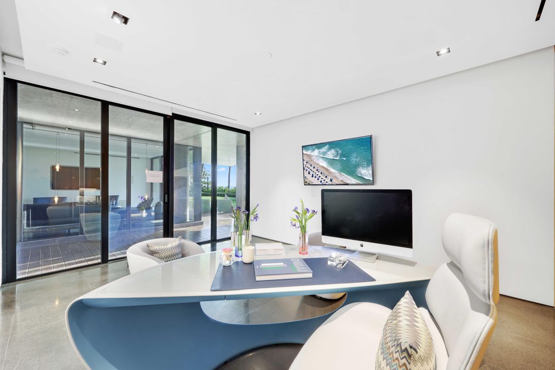 For Sale: $43,850,000 (7 beds, 7 baths, 11000 Square Feet)