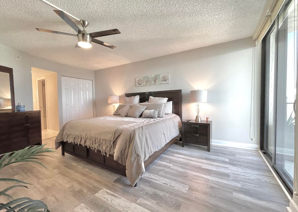 Под контрактом: $6,250 (2 спален, 2 ванн, 1457 Квадратных фут)