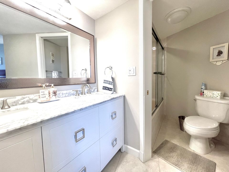 Под контрактом: $6,250 (2 спален, 2 ванн, 1457 Квадратных фут)