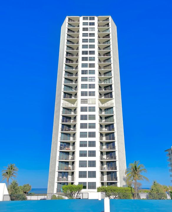 Под контрактом: $6,250 (2 спален, 2 ванн, 1457 Квадратных фут)