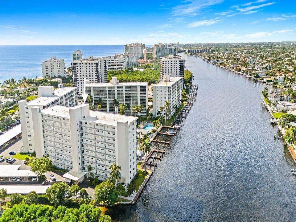 На продажу: $565,000 (2 спален, 2 ванн, 1201 Квадратных фут)