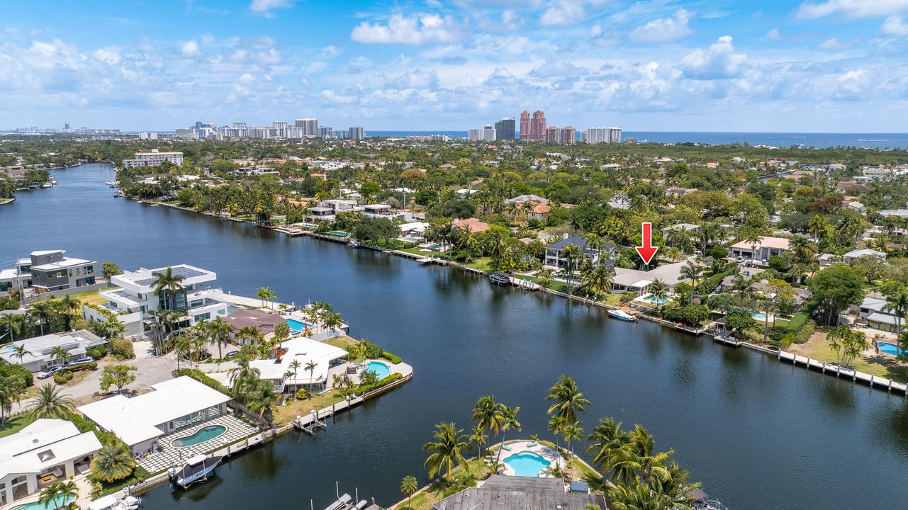 For Sale: $4,995,000 (5 beds, 5 baths, 3355 Square Feet)