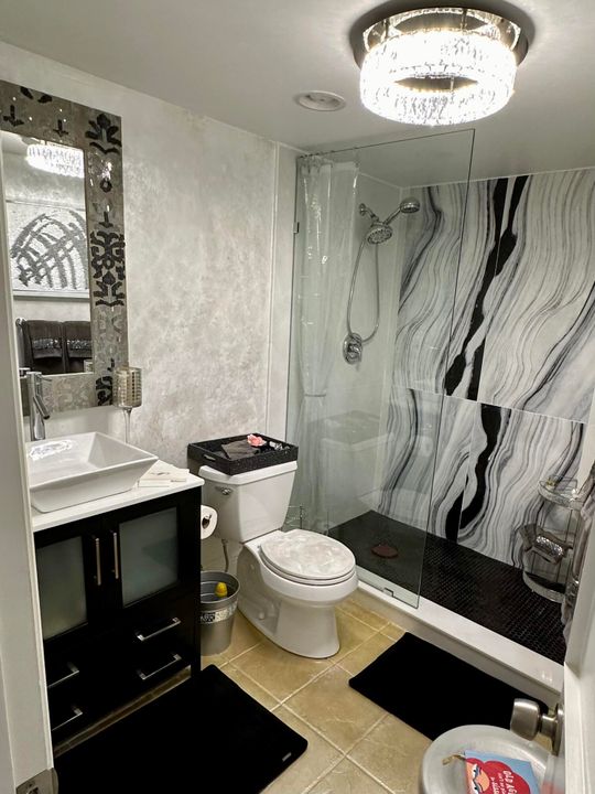 Active With Contract: $259,500 (2 beds, 2 baths, 1537 Square Feet)