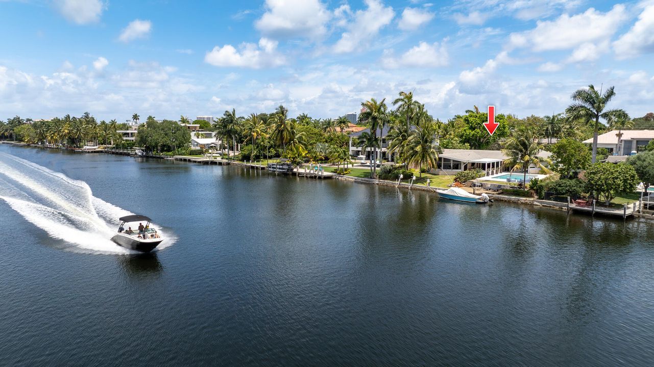 For Sale: $4,995,000 (5 beds, 5 baths, 3355 Square Feet)