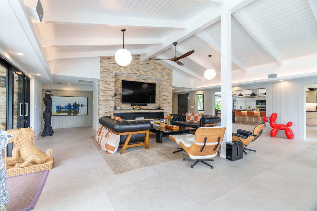 For Sale: $4,995,000 (5 beds, 5 baths, 3355 Square Feet)