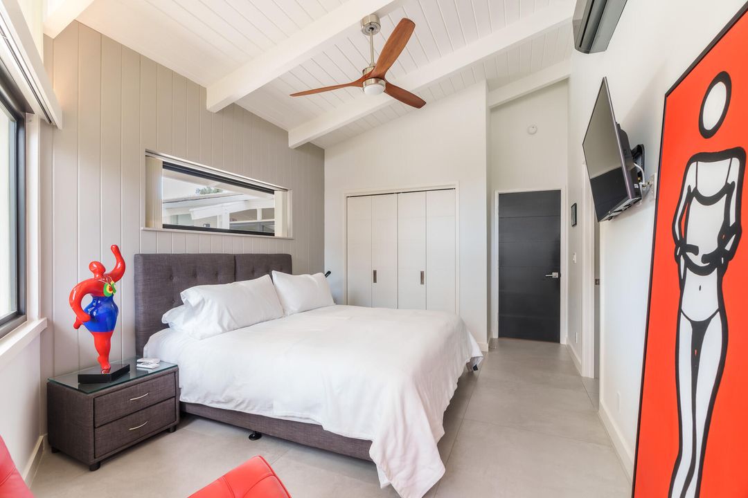 For Sale: $4,995,000 (5 beds, 5 baths, 3355 Square Feet)