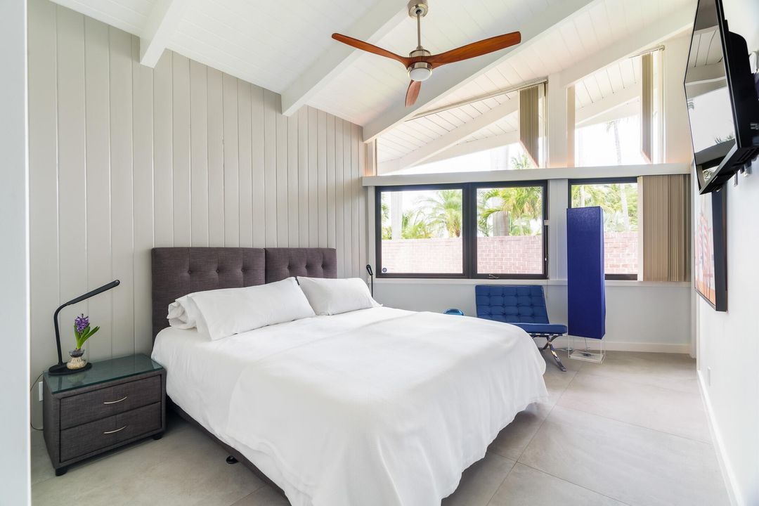 For Sale: $4,995,000 (5 beds, 5 baths, 3355 Square Feet)