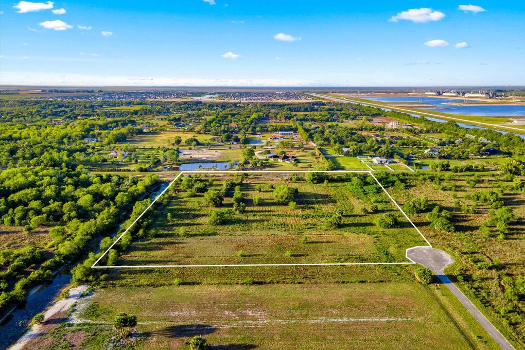 En Renta: $600 (0 camas, 0 baños, 0 Pies cuadrados)