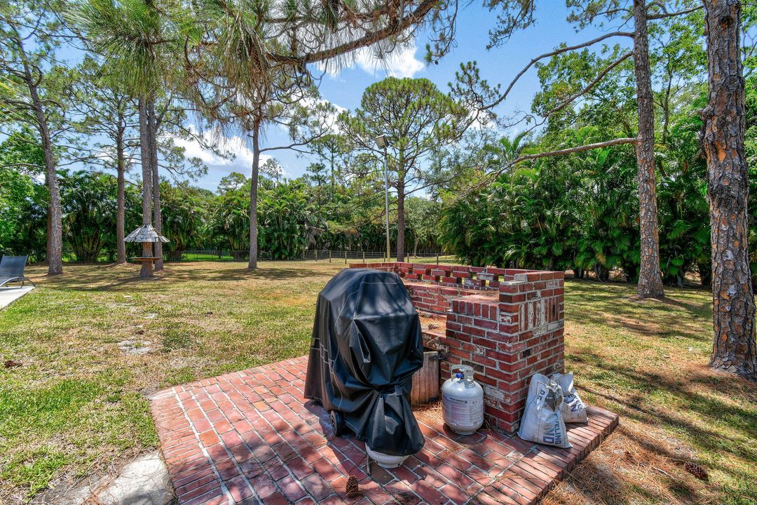 For Rent: $5,950 (4 beds, 2 baths, 2569 Square Feet)