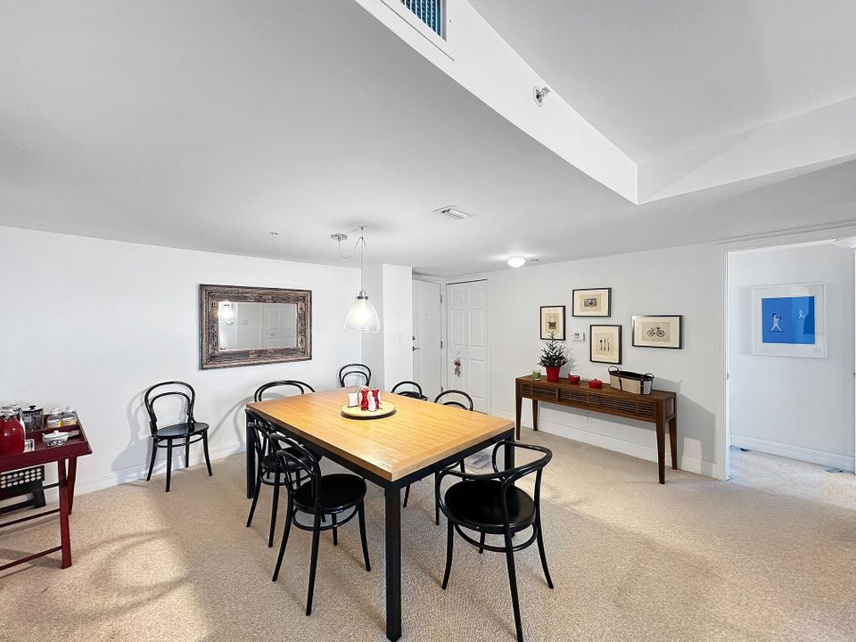 Active With Contract: $8,500 (2 beds, 2 baths, 1445 Square Feet)