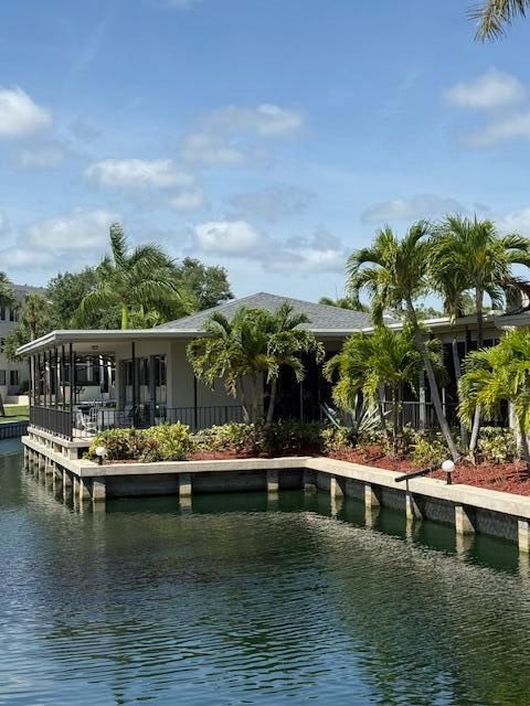 Active With Contract: $259,500 (2 beds, 2 baths, 1537 Square Feet)